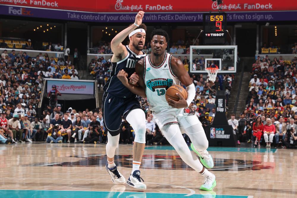 程刚一揭幕 程刚一揭幕